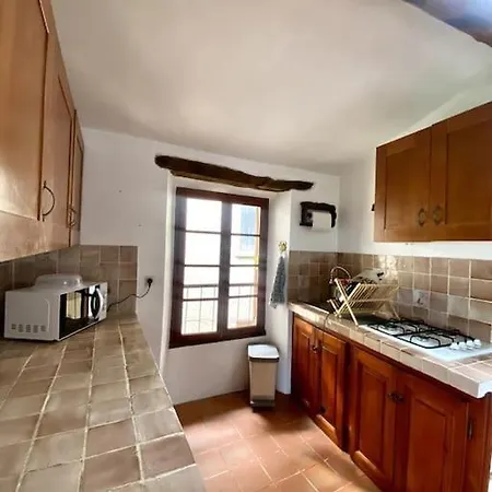 De Caractere Apartment *